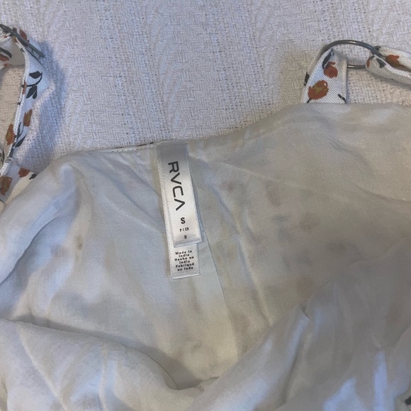 NWOT- RVCA white floral summer surf dress - size small - Picture 6 of 7